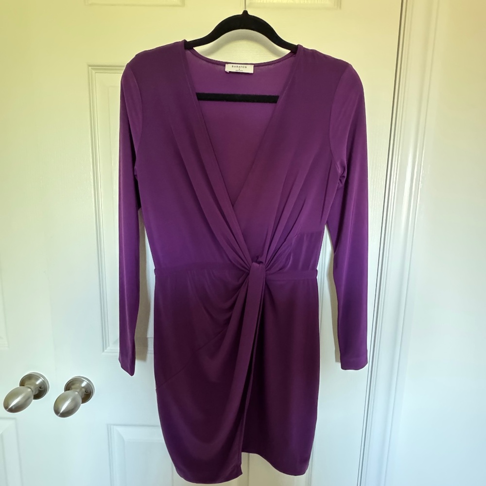 Babaton V-neck Wrap dress